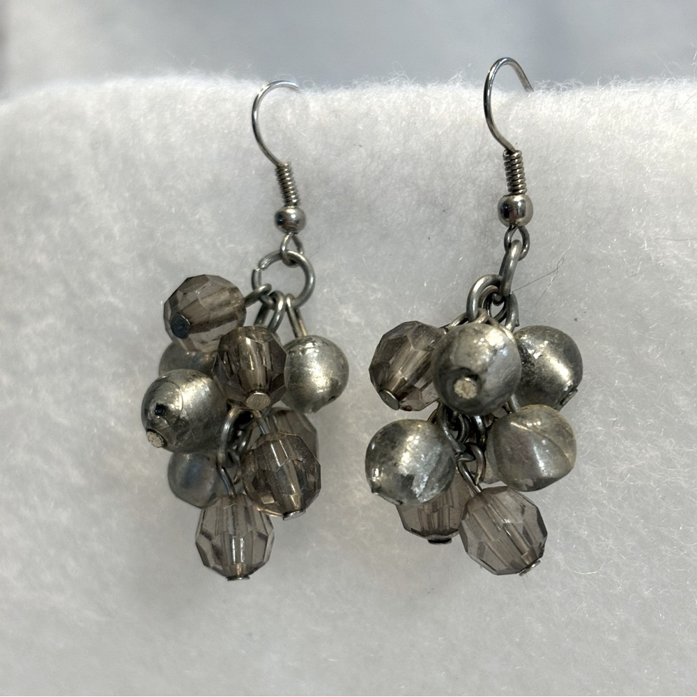 Gray Cluster Beaded Earrings